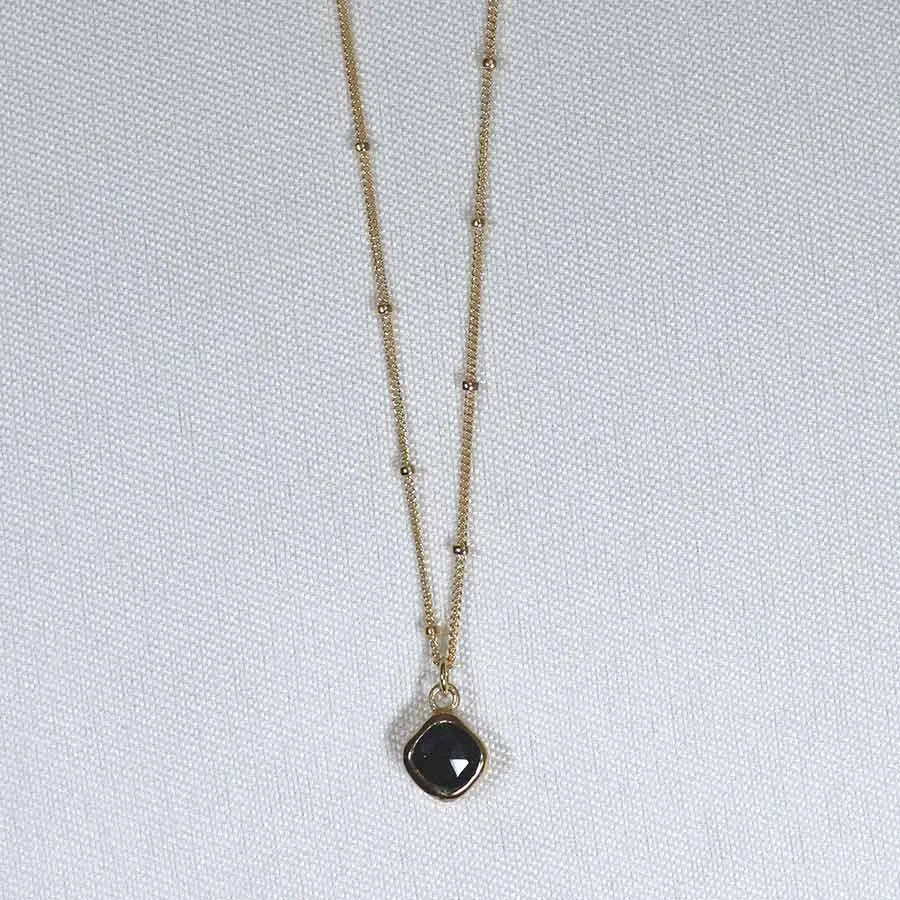 Alma Necklace