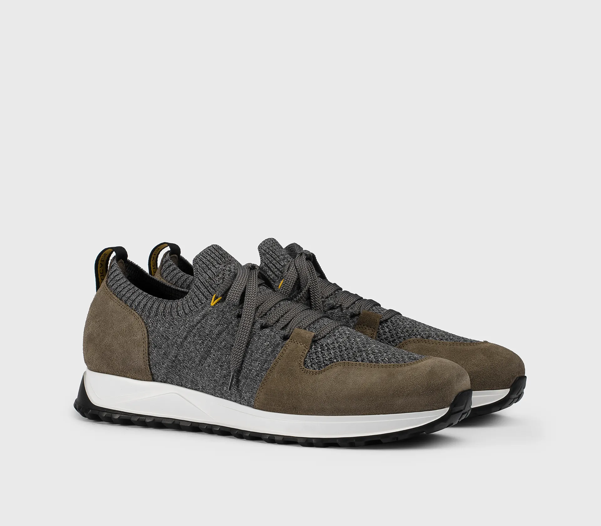 Charcoal grey bi-material sneaker with brown details