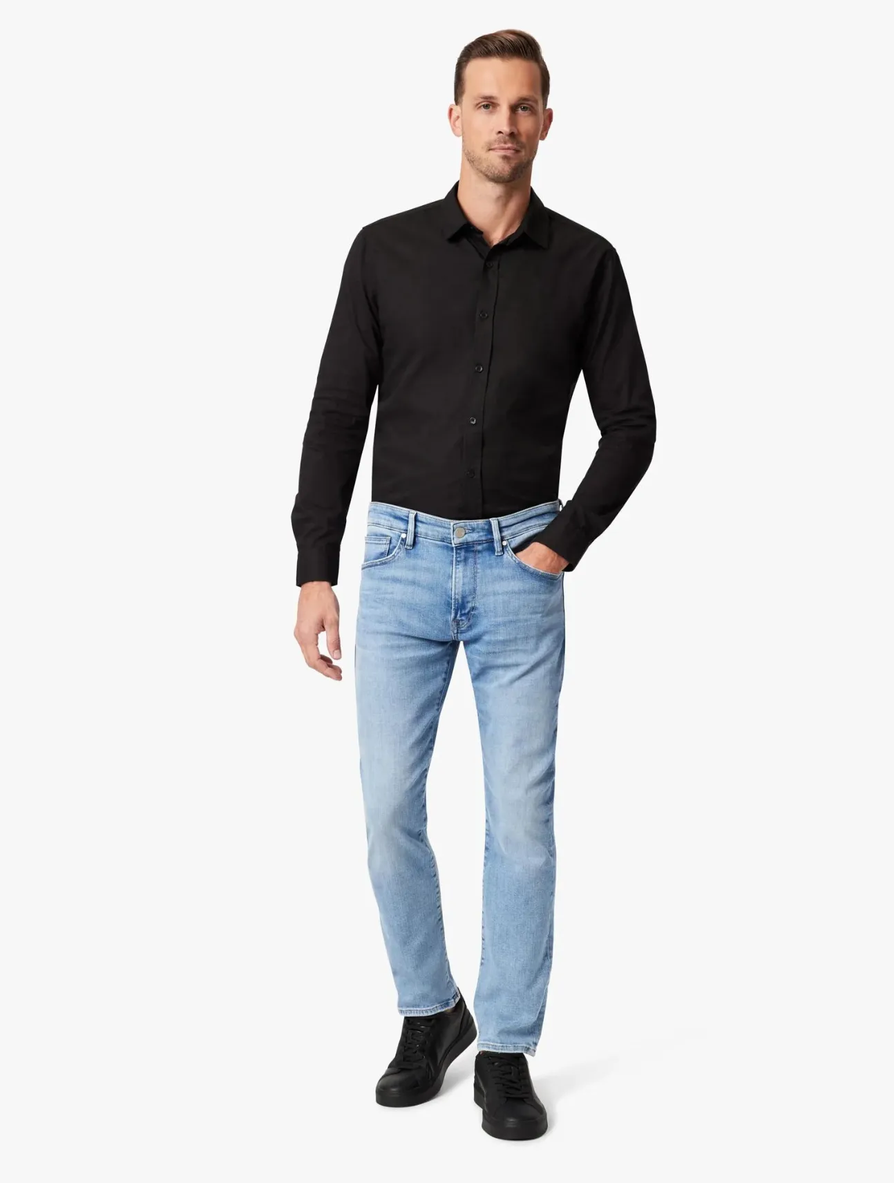 Cool Tapered Leg Jeans