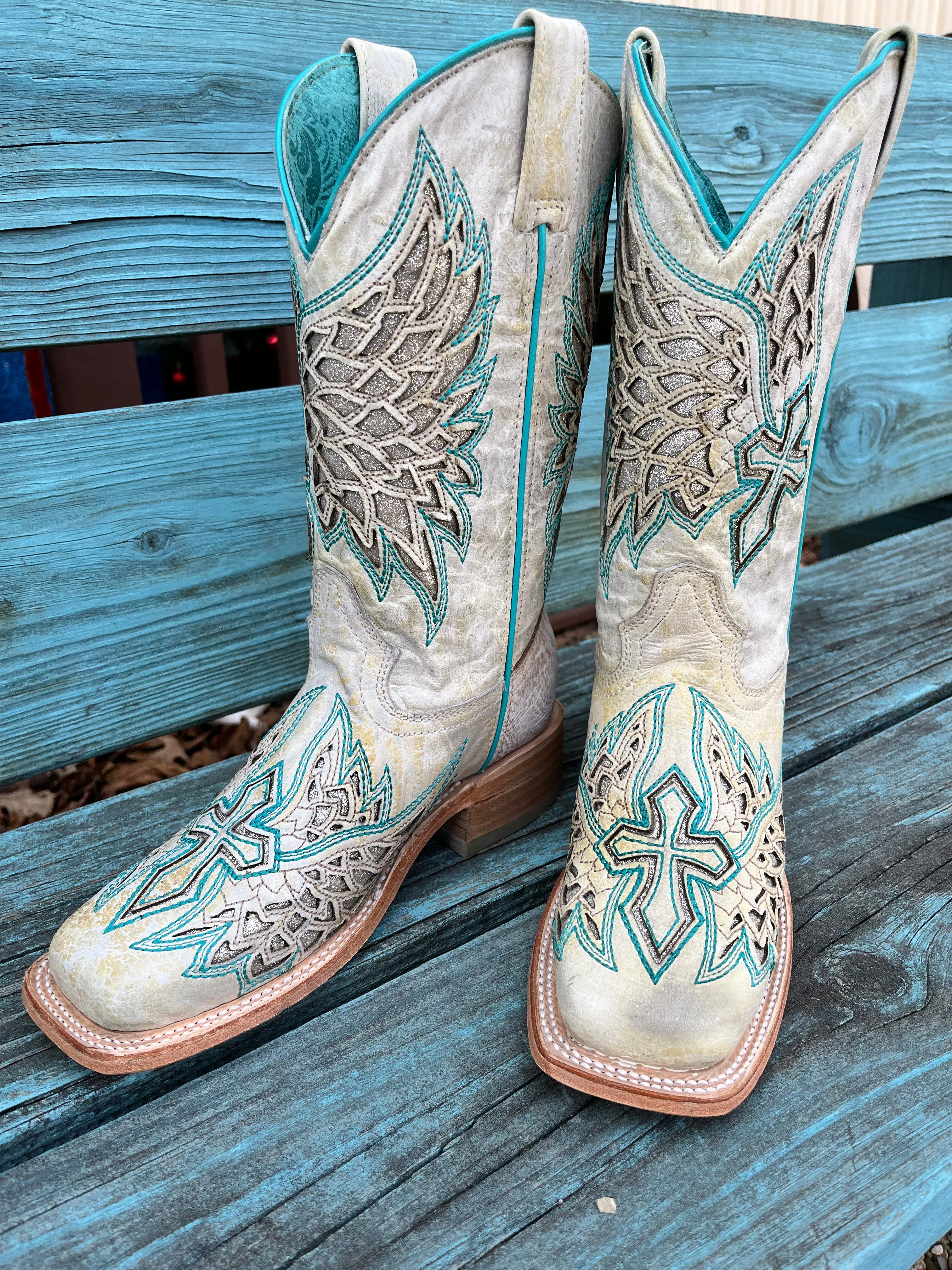 Corral Women's White Inlay Wide Square Toe Cowgirl Boots A4334