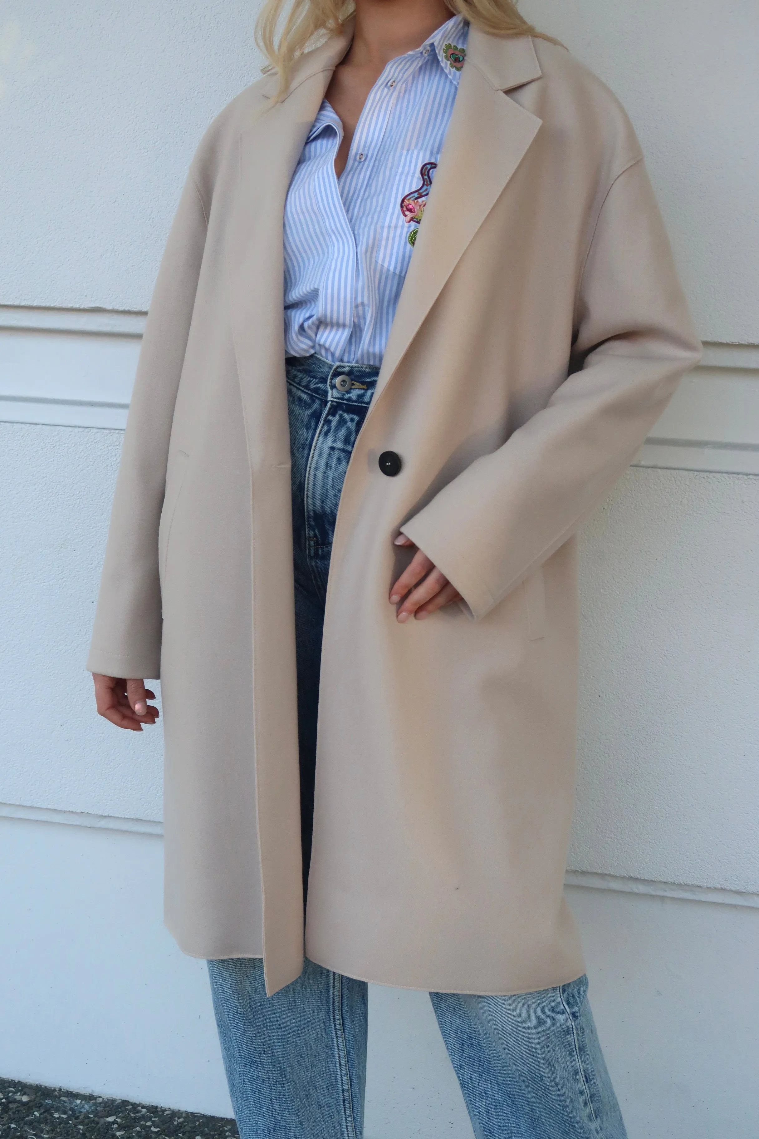  Harris Wharf London      Oversized Coat - Almond 