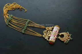 Jadau Kundan Meenakali Tabeez Necklace - Clear & Ivory