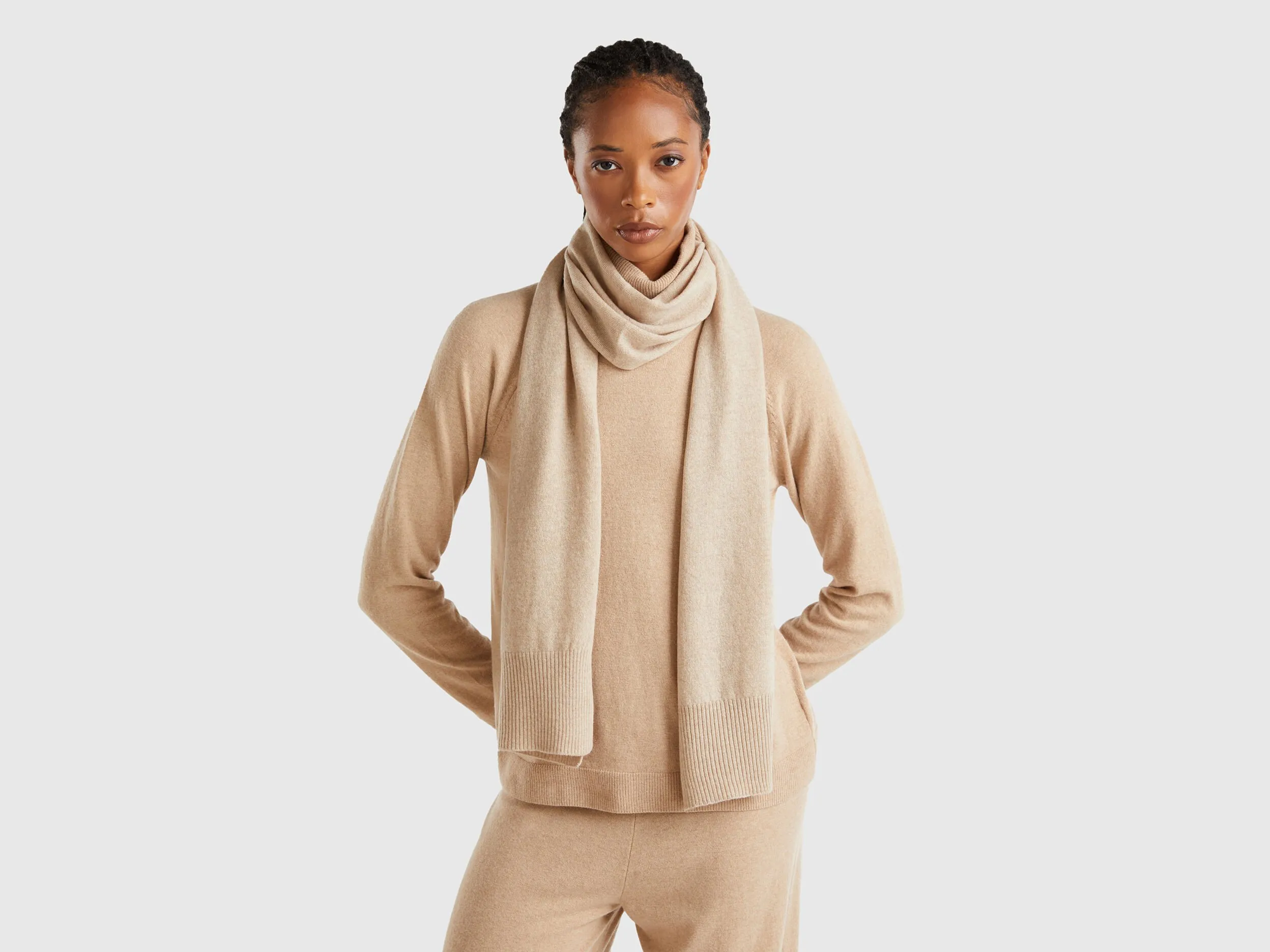 Scarf in pure Merino wool - Beige | Benetton