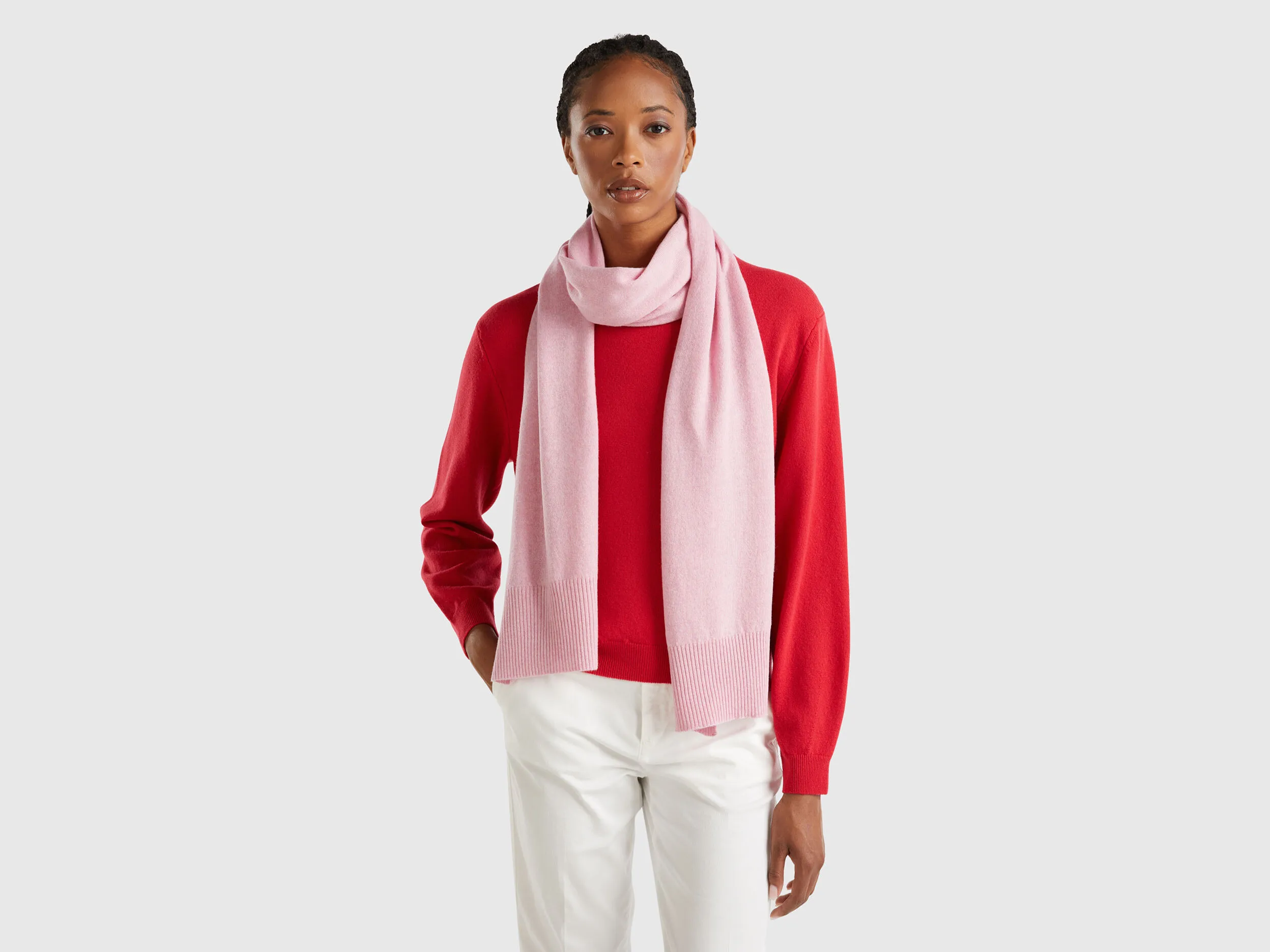 Scarf in pure Merino wool - Pink | Benetton