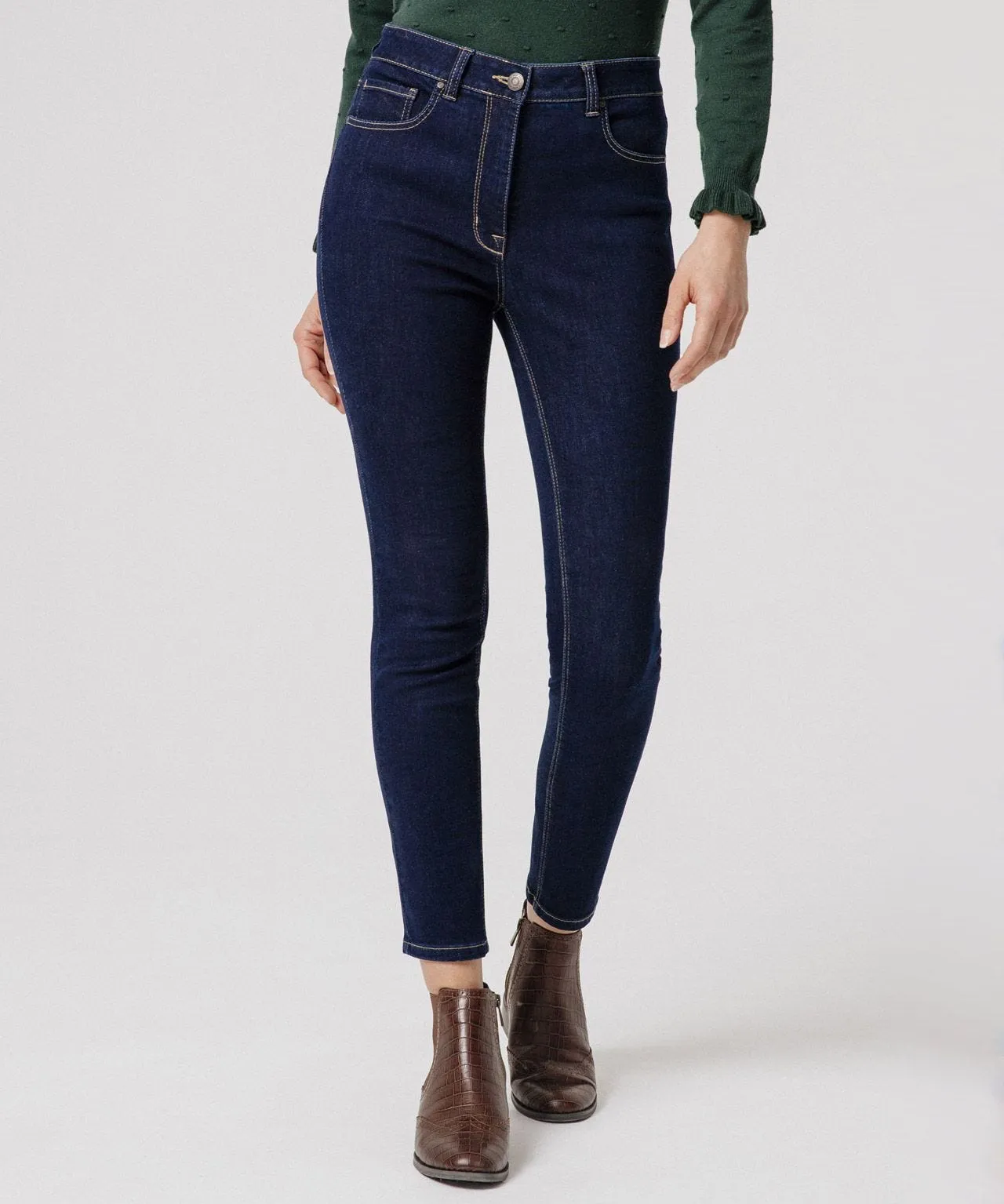 Secret Stretch 7/8 Perfect Fit Jeans