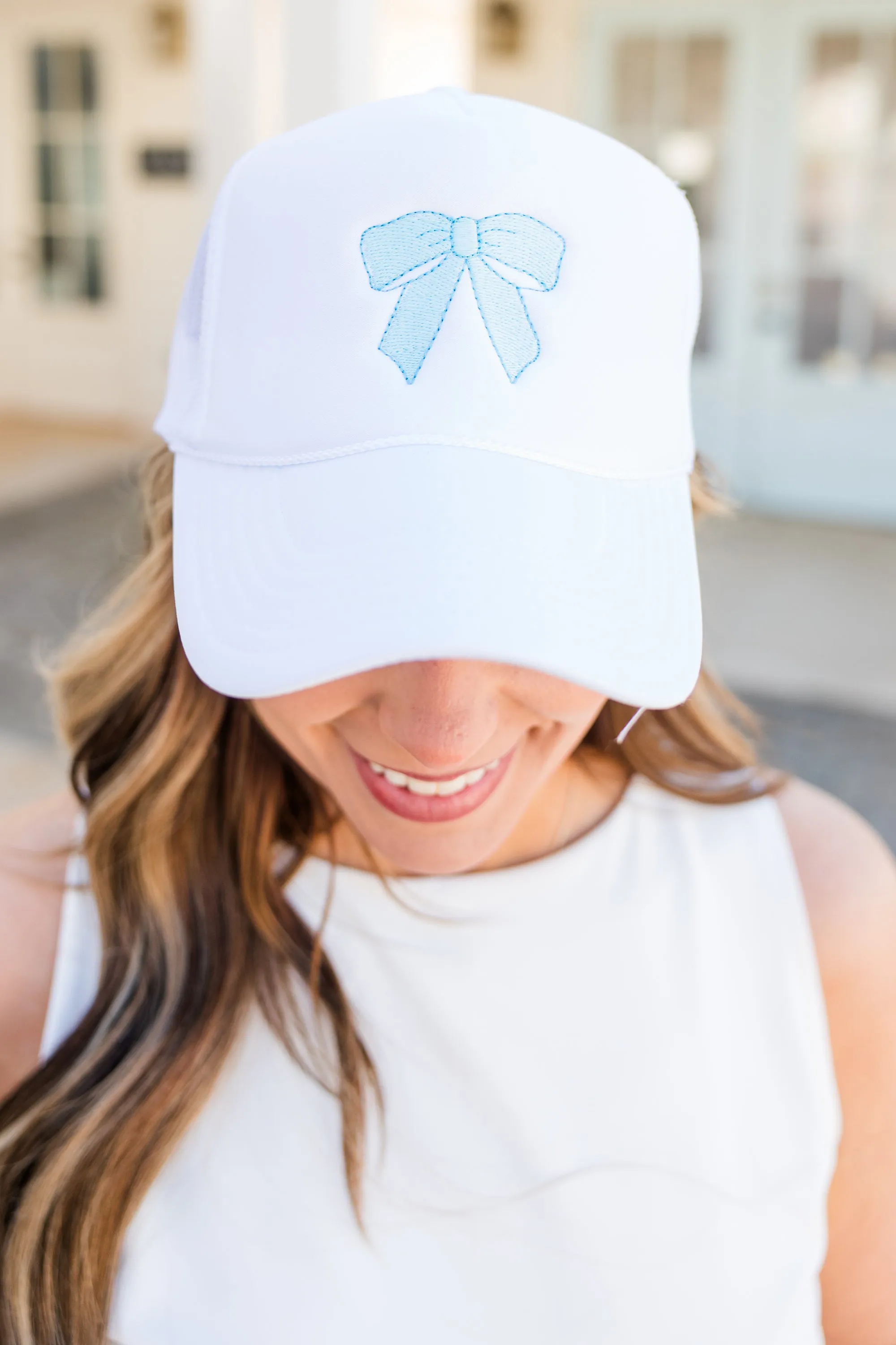 Tie The Knot Hat, White